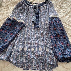 Sweet summer light top NWOT
